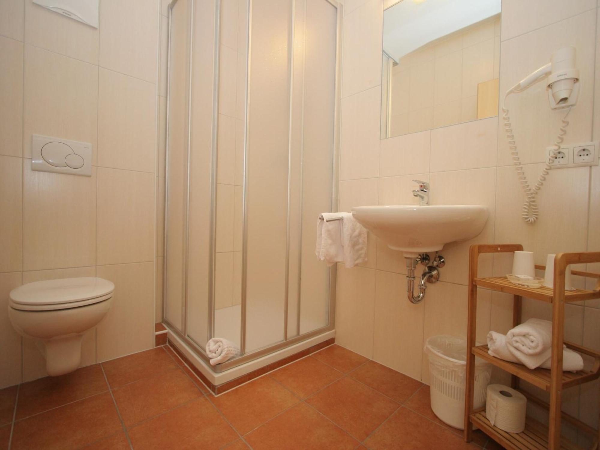 Spacious Apartment In Uderns Near Ski Area Bagian luar foto