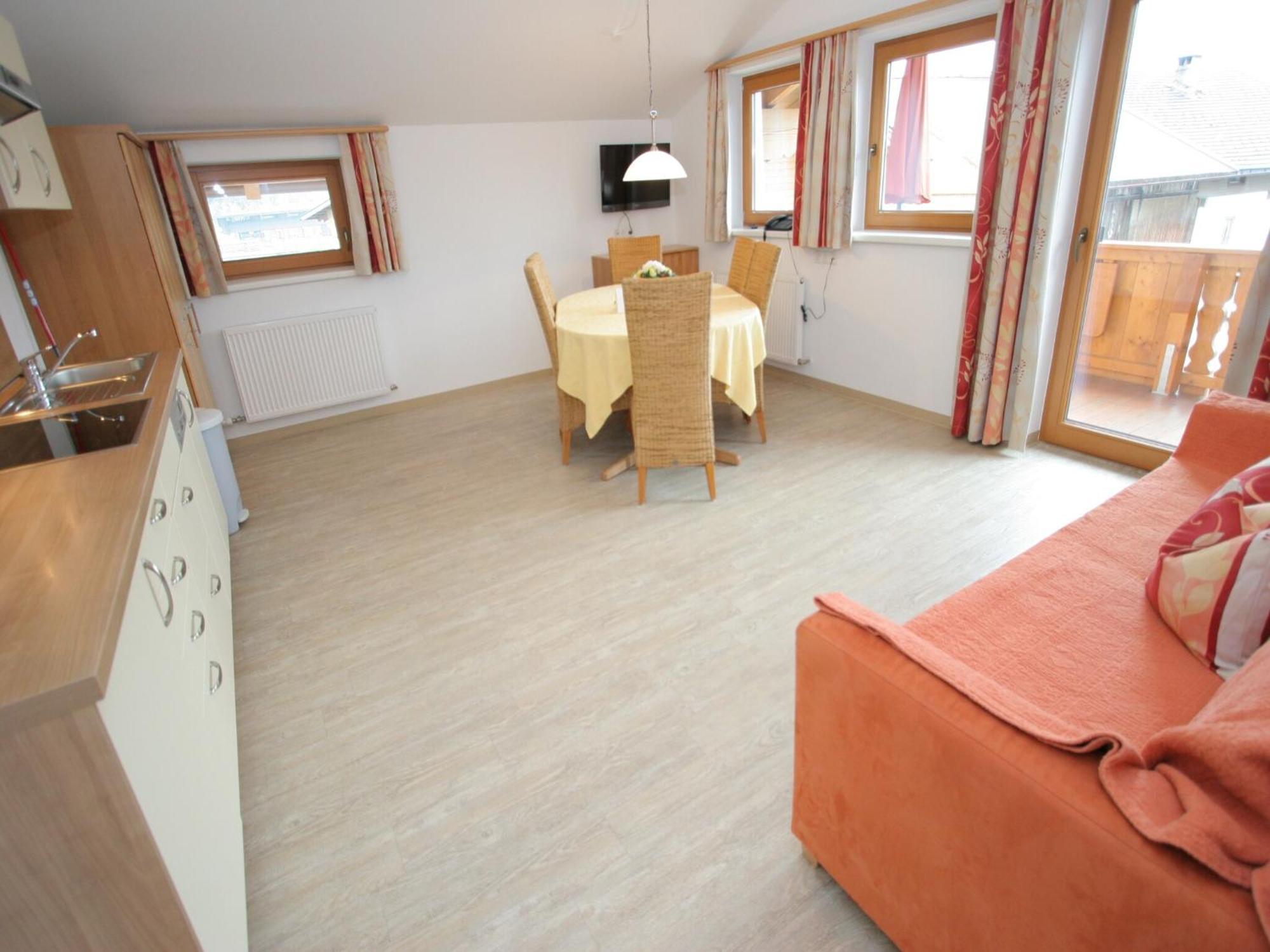 Spacious Apartment In Uderns Near Ski Area Bagian luar foto