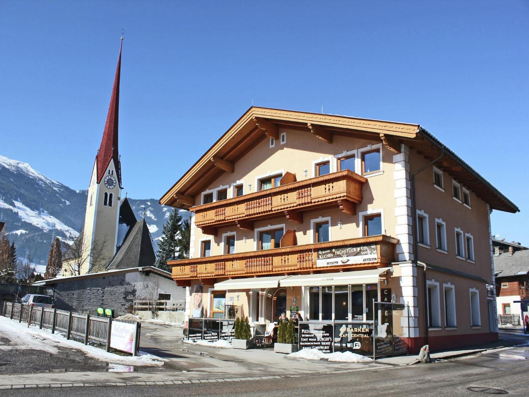 Spacious Apartment In Uderns Near Ski Area Bagian luar foto