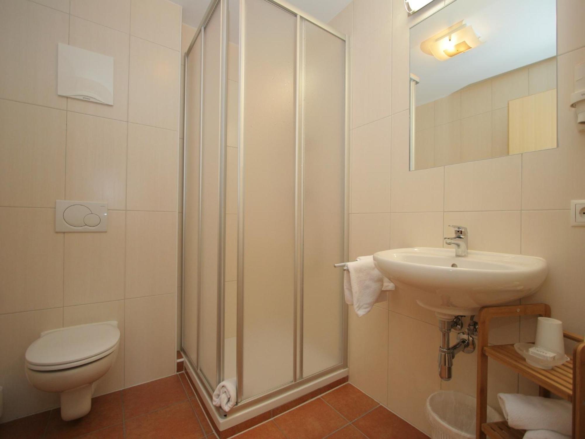 Spacious Apartment In Uderns Near Ski Area Bagian luar foto