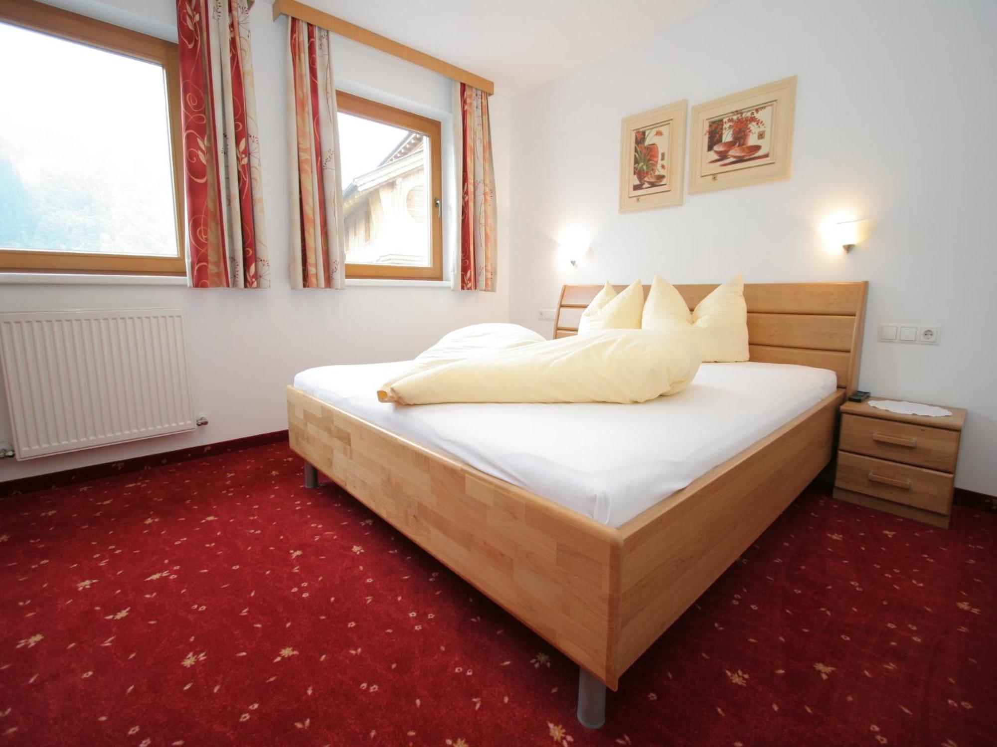 Spacious Apartment In Uderns Near Ski Area Bagian luar foto