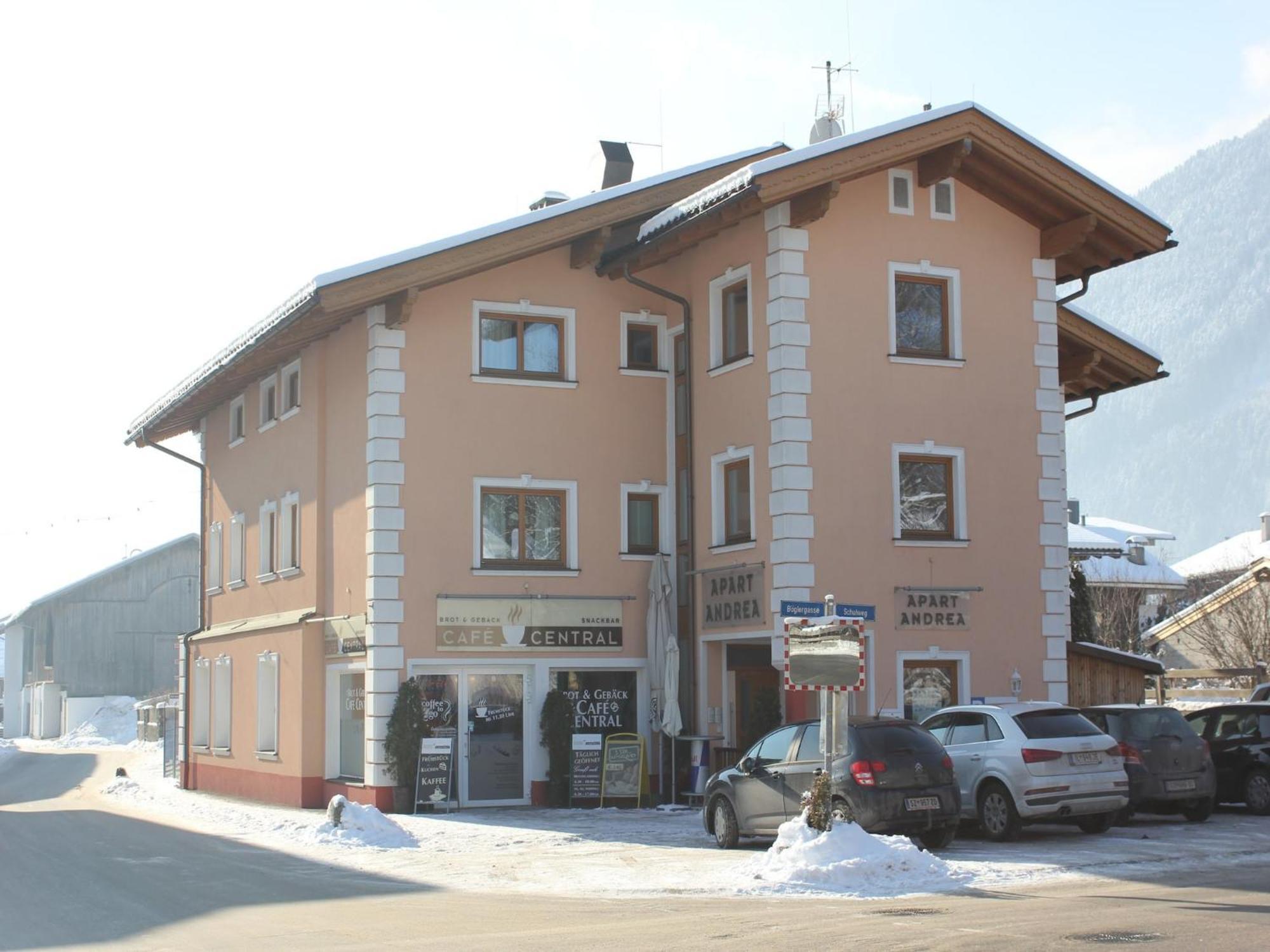 Spacious Apartment In Uderns Near Ski Area Bagian luar foto